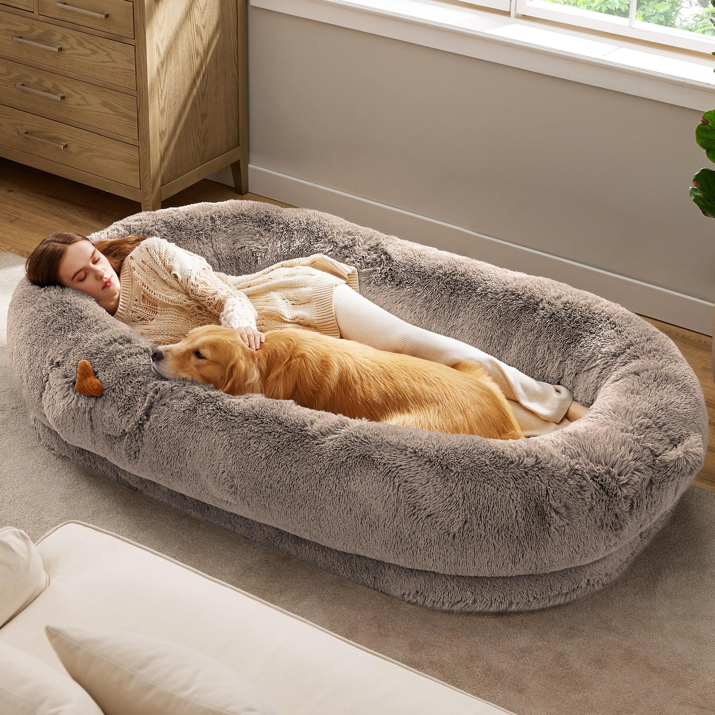 Bedsure Calming Small Dog Bed Donut Washable Cat＆Puppy Bed,23 inches Camel | Oprah Daily Award,Fluffy Faux Fur Round Cuddler,Anti-Slip Bottom,Anti-Anxiety,Deep Sleep for Large Cat & Pets Up to 25 Lbs
